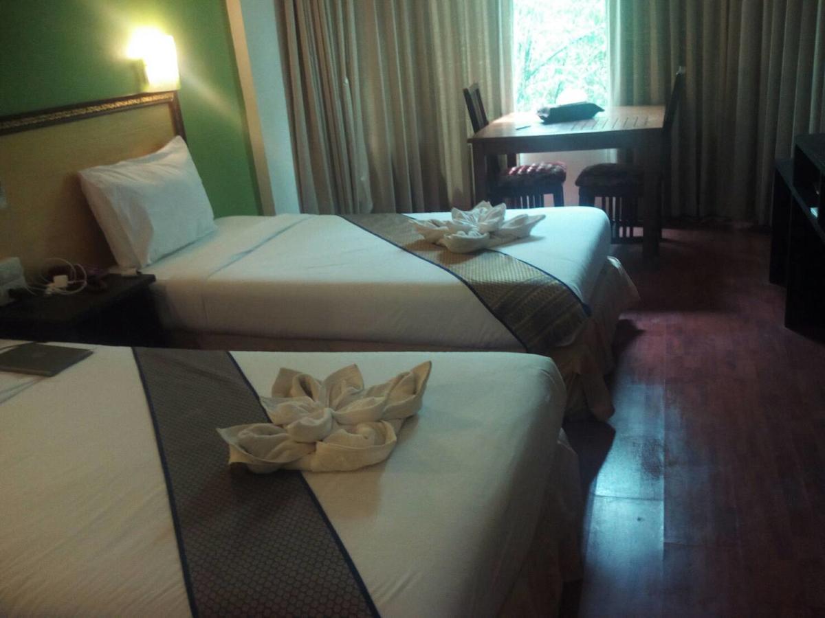 The Imperial Home Hotel Pak Kret Exterior foto